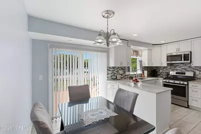 7 N Devon Drive, Manalapan Township, NJ 07726 - Photo 18