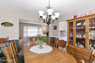 7 N Devon Dr, Manalapan Township, NJ 07726 - Photo 12