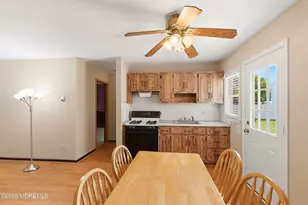 7 N Devon Dr, Manalapan Township, NJ 07726 - Photo 46