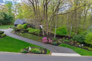 11 Galloping Hill Rd, Holmdel, NJ 07733 - Photo 4