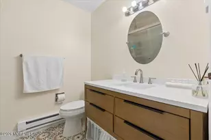 581A Lake Point Dr, Lakewood, NJ 08701 - Photo 14
