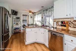 1033A Thornbury Ln, Manchester Township, NJ 08759 - Photo 16