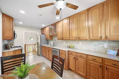 7 Saratoga Drive, Manalapan Township, NJ 07726 - Photo 6