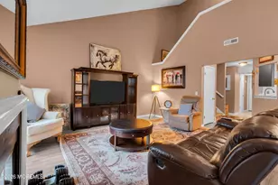 492 Bayberry Ct, Marlboro Township, NJ 07726 - Photo 8