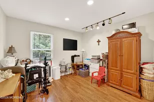 405 Dorchester Way, Manalapan Township, NJ 07726 - Photo 18