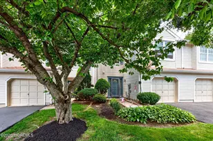405 Dorchester Way, Manalapan Township, NJ 07726 - Photo 4