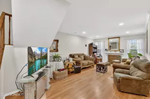 405 Dorchester Way, Manalapan Township, NJ 07726 - Photo 10