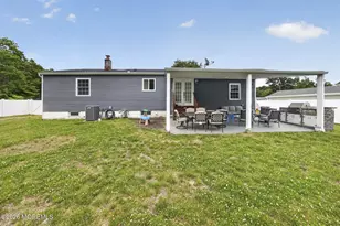 40 Woodside Dr, Howell Township, NJ 07731 - Photo 44