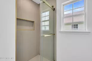 8 Skyline Dr, Lakewood, NJ 08701 - Photo 32