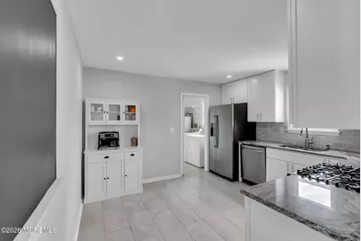 1516 Mizzen Avenue, Beachwood, NJ 08722 - Photo 10