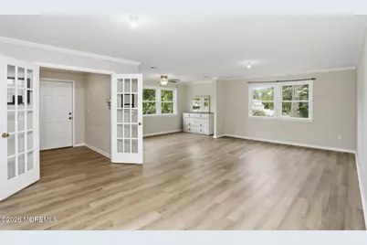 10 S Gateway Street, Toms River Township, NJ 08753 - Photo 6