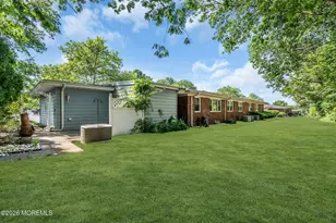 416 Laurel Brook Dr, Brick, NJ 08724 - Photo 4