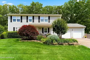 16 Redwood Dr, Toms River Township, NJ 08753 - Photo 1