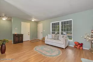 585B Kevin Ct, Manchester Township, NJ 08759 - Photo 4