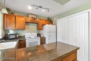 585B Kevin Ct, Manchester Township, NJ 08759 - Photo 10