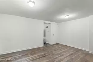 443 Wood St, Burlington, NJ 08016 - Photo 4