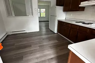 1042 Aberdeen Dr, Lakewood, NJ 08701 - Photo 4