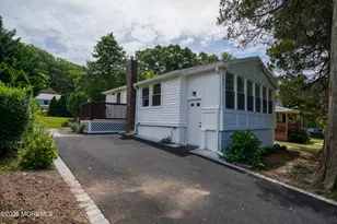 383 Navesink Ave, Atlantic Highlands, NJ 07716 - Photo 50