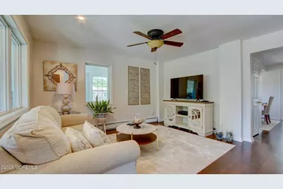 25 Lake Avenue, Helmetta, NJ 08828 - Photo 10