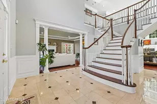 15 Livingston Ct, Marlboro Township, NJ 07746 - Photo 6