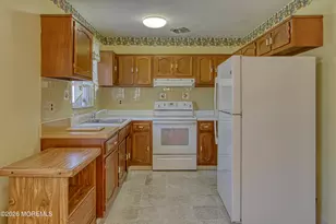 992 Constitution Blvd, Whiting, NJ 08759 - Photo 2