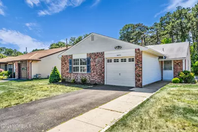 18 Whitecap Way, Brick, NJ 08723 - Photo 2