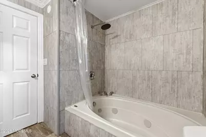 42 Academy Street, Farmingdale, NJ 07727 - Photo 22