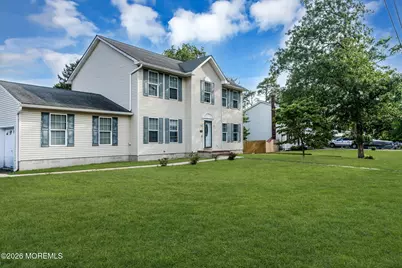 1240 Broadway Boulevard, Toms River Township, NJ 08757 - Photo 4