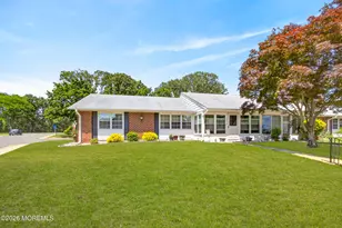976A Aberdeen Dr, Lakewood, NJ 08701 - Photo 1