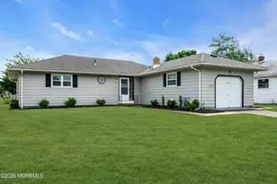 510 Jamaica Blvd, Toms River Township, NJ 08757 - Photo 2