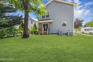 38 E Sunset Ave E, Red Bank, NJ 07701 - Photo 20