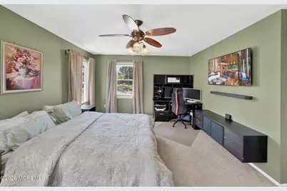 133 Bedford Place, Morganville, NJ 07751 - Photo 20