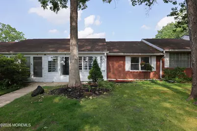 62D Buckingham Drive, Lakewood, NJ 08701 - Photo 2