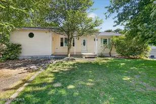 113 Lubbers Ln, Manahawkin, NJ 08050 - Photo 1