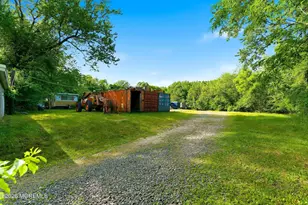 26 Megill Rd, Farmingdale, NJ 07727 - Photo 12