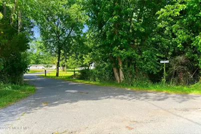 26 Megill Road, Farmingdale, NJ 07727 - Photo 4