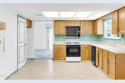 14 Sheffield Drive, Lacey Township, NJ 08734 - Photo 12