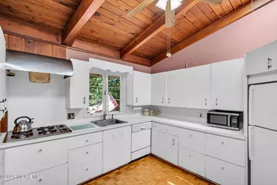 39 Court Drive, Shrewsbury, NJ 07702 - Photo 24