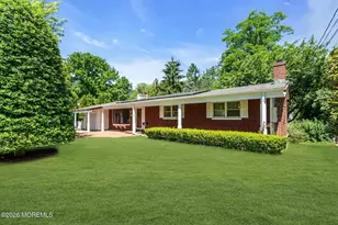 39 Court Dr, Shrewsbury, NJ 07702 - Photo 6