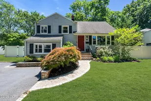 37 Birch Dr, Shrewsbury, NJ 07702 - Photo 2