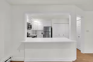 34 Lexington Ct, Red Bank, NJ 07701 - Photo 8