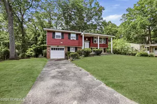 37 Raymond Ave, Toms River Township, NJ 08755 - Photo 2