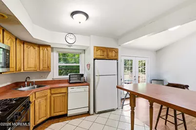 37 Raymond Avenue, Toms River Township, NJ 08755 - Photo 12