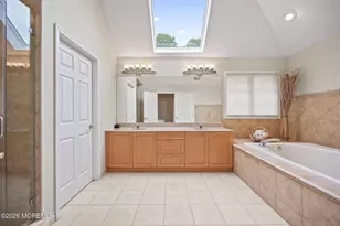 10 Castlehill Dr, Marlboro Township, NJ 07746 - Photo 28