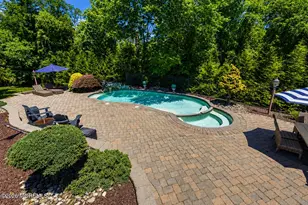 1 Cherokee Ct, Morganville, NJ 07751 - Photo 34