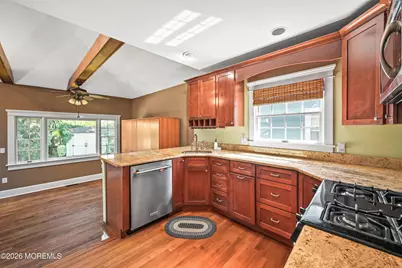 11 Madison Avenue, Red Bank, NJ 07701 - Photo 16