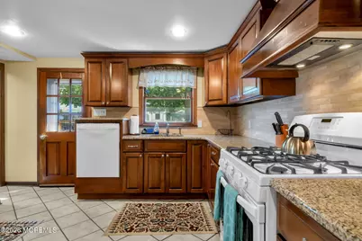 94 Highland Avenue, Leonardo, NJ 07737 - Photo 16