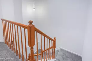 27 Karen Dr, Tinton Falls, NJ 07753 - Photo 14