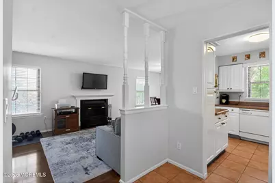 1311 Wellington Place, Aberdeen Township, NJ 07747 - Photo 4