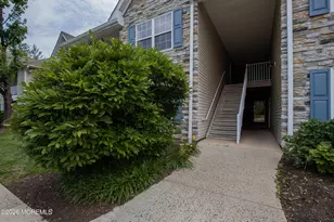 414 Wedgewood Cir, Belford, NJ 07718 - Photo 26